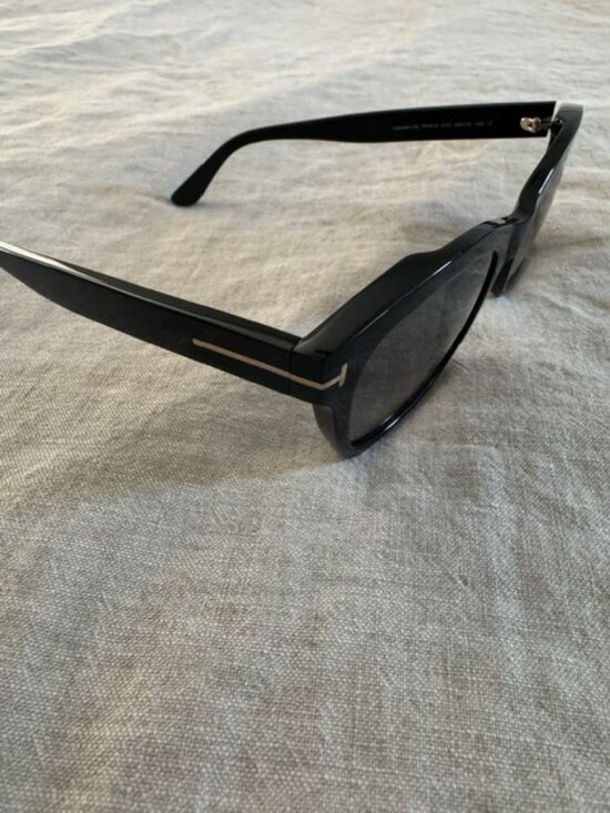 Tom Ford Lauren Sunglasses - Black main image 7